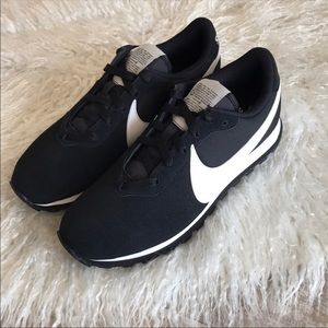 ab nike tech trainer